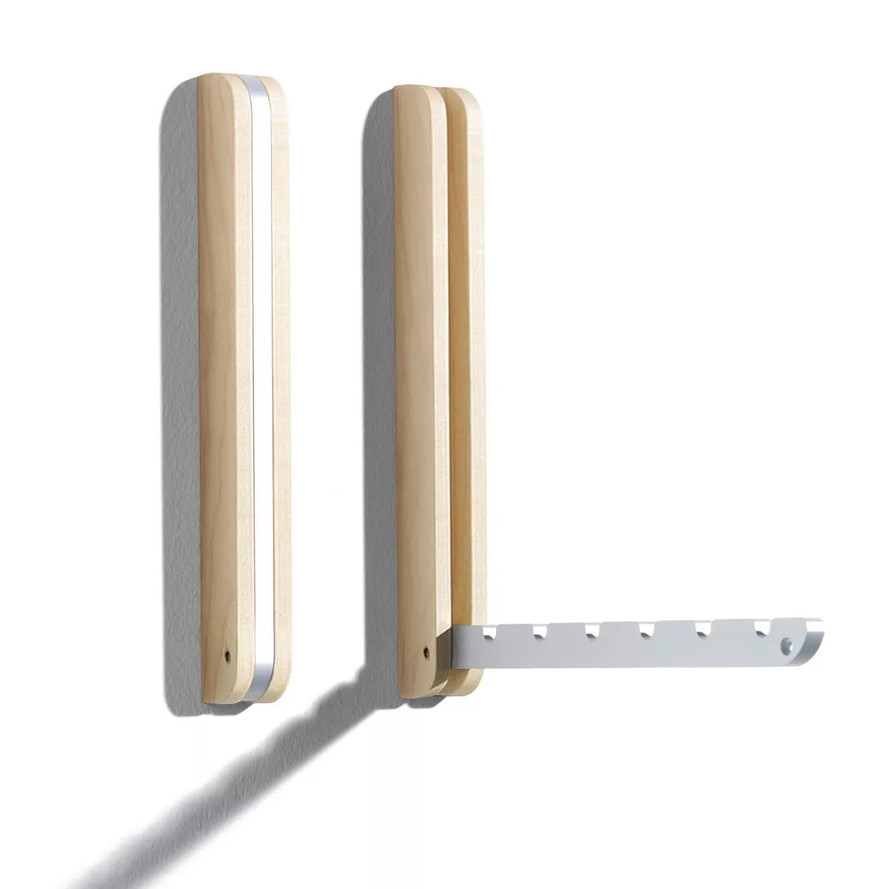 Klappbarer Wandhaken aus geöltem Ahornholz mit Aluminiumhaken